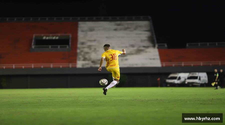 风雨同舟，共创辉煌！